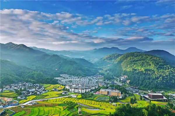 暑期游腾冲游，腾冲暑期旅游，腾冲A级景区全名单以及游玩攻略