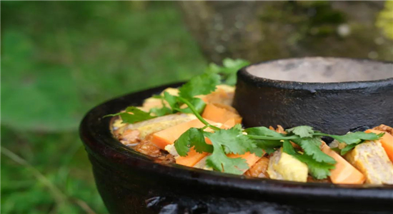 腾冲美食推荐：腾冲土锅子，以乡愁的名义，将温暖装进心里