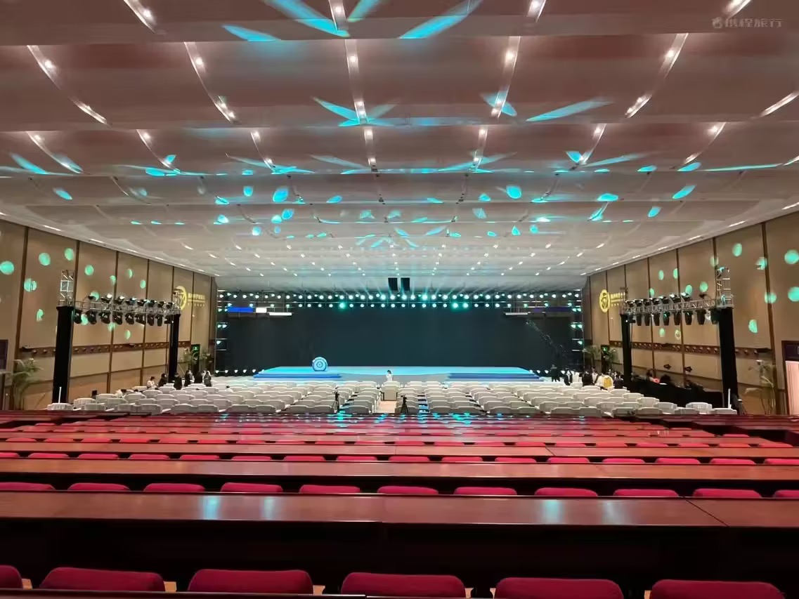 腾冲会议酒店推荐：腾冲找不到会议活动场地的快来看看吧！